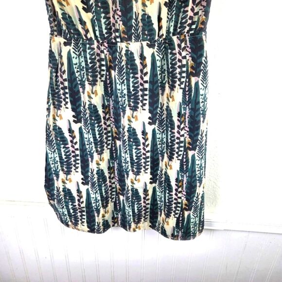 Fossil Boho Forest Leaf Silk Knee Length Shift Dress Size XS - Picture 4 of 9